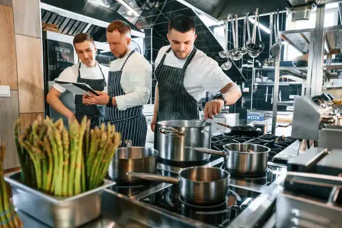 CLOUD KITCHEN